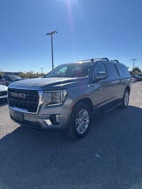 2022 GMC Yukon XL SLE