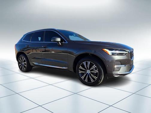 2022 Volvo XC60 B5 Inscription