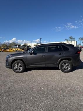2024 Toyota RAV4 Hybrid LE
