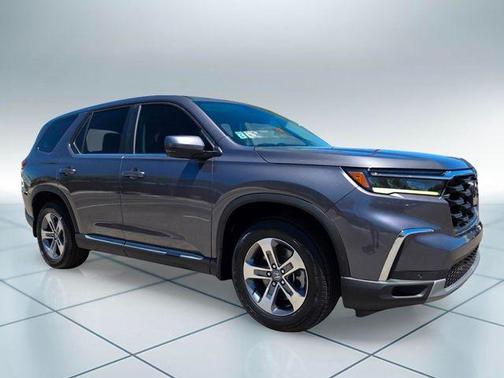 Modern Steel Metallic 2024 Honda Pilot EX-L