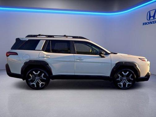 Crystal White Pearl 2026 Subaru Outback Touring XT