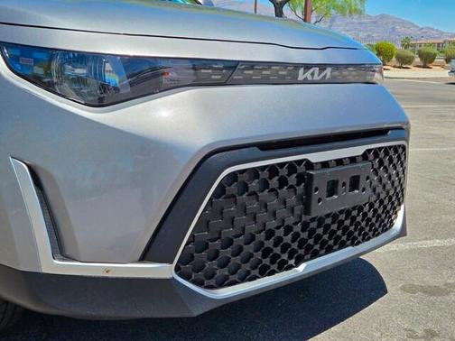 Steel Gray 2024 Kia Soul LX