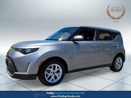 Steel Gray 2024 Kia Soul LX