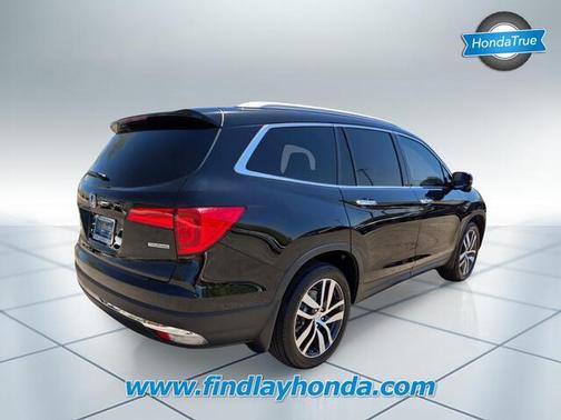 Crystal Black Pearl 2018 Honda Pilot Touring