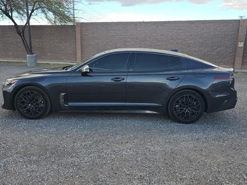 2022 Kia Stinger GT-Line