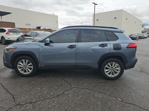 2022 Toyota Corolla Cross LE