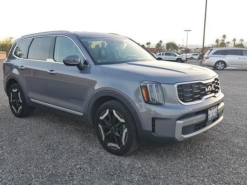 2023 Kia Telluride S