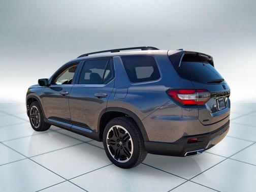 Modern Steel Metallic 2026 Honda Pilot Touring S