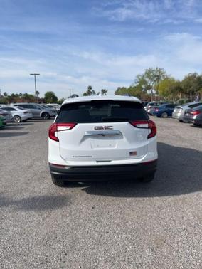 Summit White 2023 GMC Terrain SLE