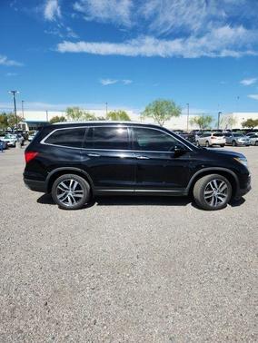 Crystal Black Pearl 2018 Honda Pilot Elite