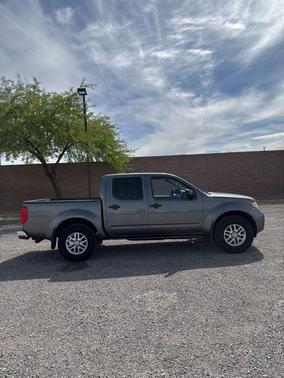 Gun Metallic 2018 Nissan Frontier SV