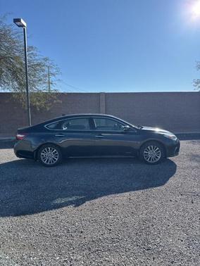 2017 Toyota Avalon Hybrid Limited