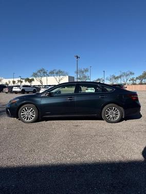 2017 Toyota Avalon Hybrid Limited