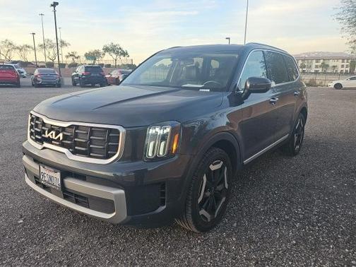 2023 Kia Telluride S