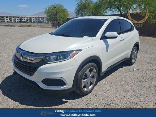 Platinum White Pearl 2022 Honda HR-V LX