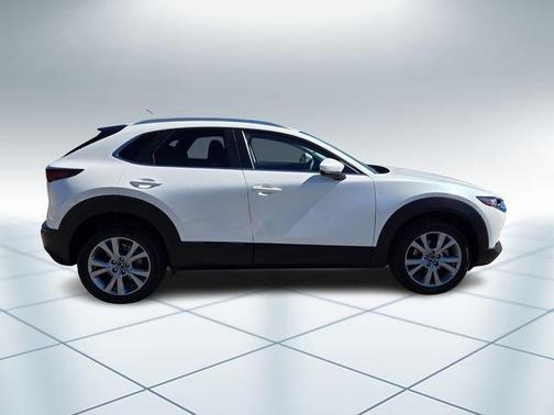Snowflake White Pearl 2022 Mazda CX-30 2.5 S Select Package