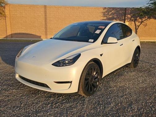 2023 Tesla Model Y Performance