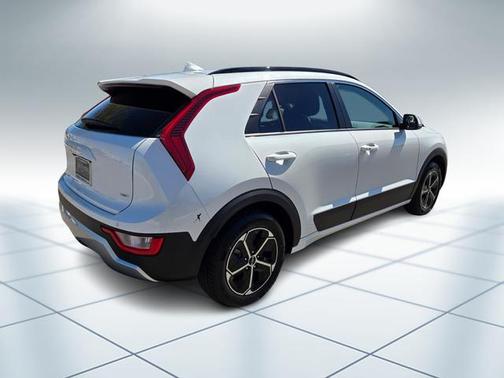 2023 Kia Niro EX