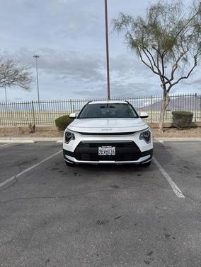 2023 Kia Niro EX