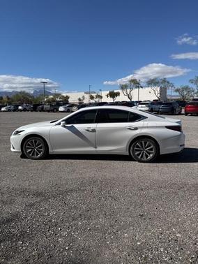 2019 Lexus ES 350 Luxury