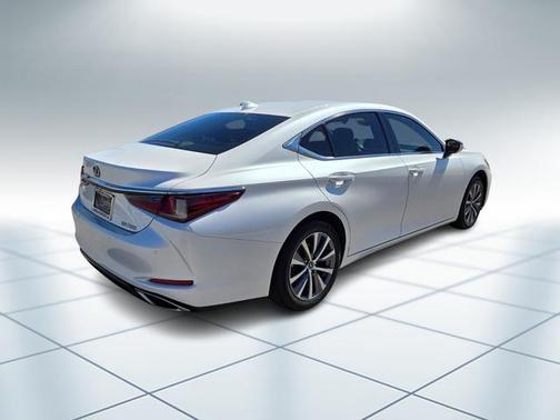2019 Lexus ES 350 Luxury