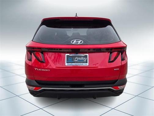 2023 Hyundai TUCSON SE