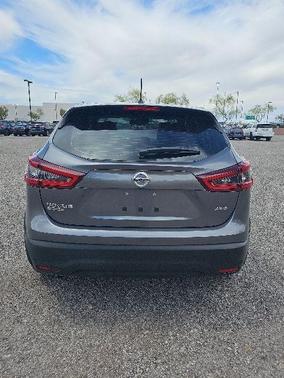Gun Metallic 2022 Nissan Rogue Sport S