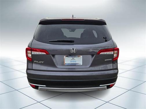 2022 Honda Pilot Touring 7-Passenger