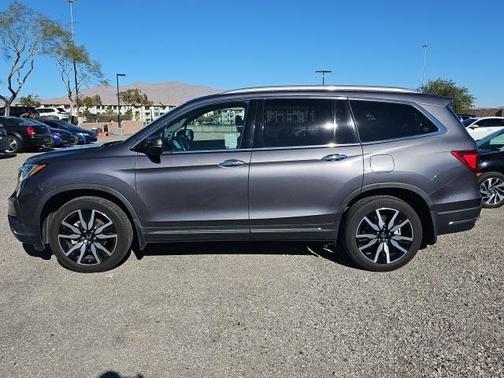 2022 Honda Pilot Touring 7-Passenger