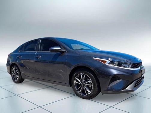 Gravity Gray 2023 Kia Forte LXS