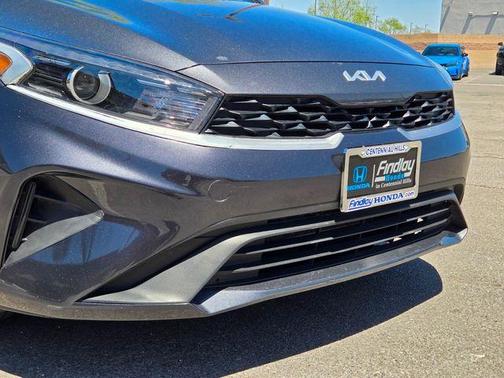 Gravity Gray 2023 Kia Forte LXS