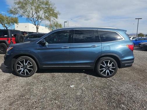2022 Honda Pilot Touring 7-Passenger