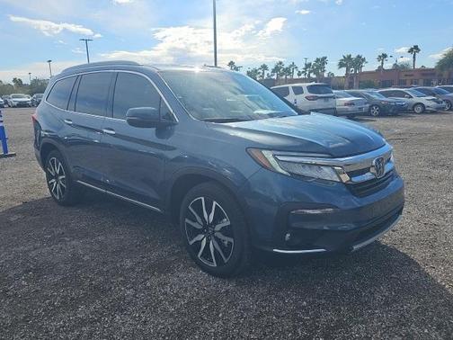 2022 Honda Pilot Touring 7-Passenger