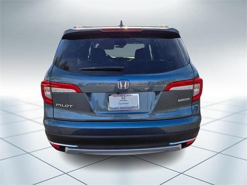 2022 Honda Pilot Touring 7-Passenger