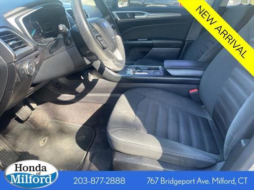 2017 Ford Fusion Hybrid SE