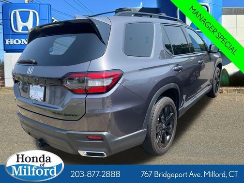 2025 Honda Pilot Black Edition