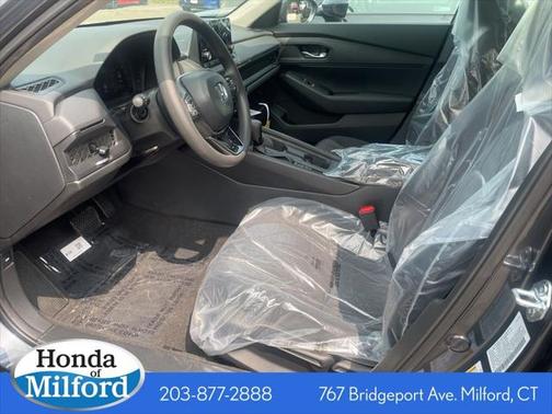 2025 Honda Accord LX 1.5T