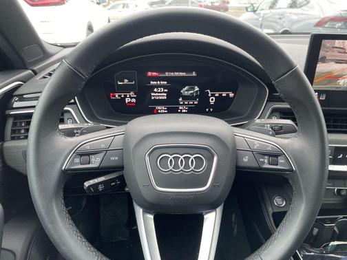 2024 Audi A4 45 S line Premium Plus