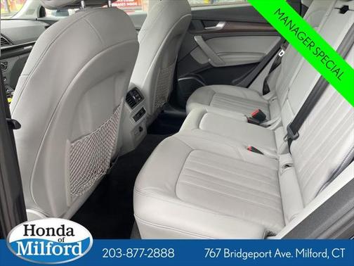 2022 Audi Q5 45 S line Premium Plus