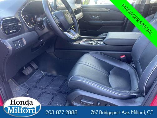 2023 Honda Pilot AWD Elite