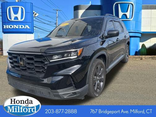 2023 Honda Pilot AWD Sport