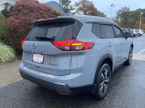 2025 Nissan Rogue SL