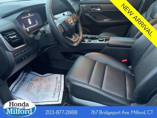 2025 Nissan Rogue SL