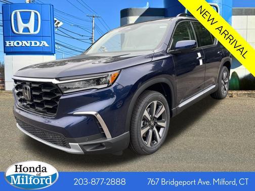2025 Honda Pilot Touring 8-Passenger