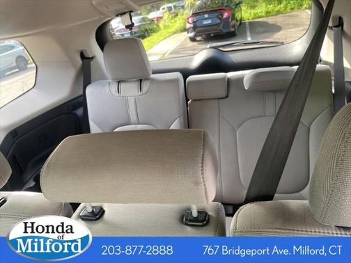 2023 Honda Pilot AWD LX