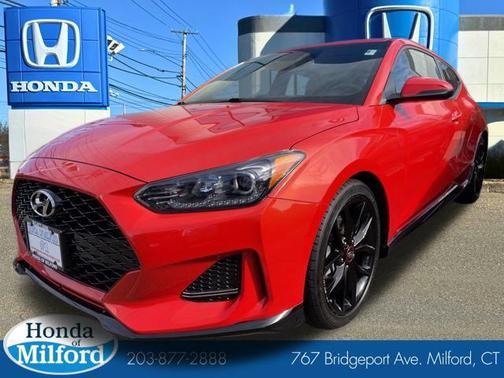 2020 Hyundai Veloster Base