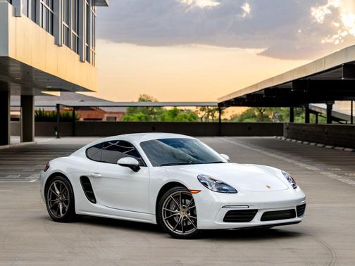 2022 Porsche 718 Cayman Coupe 2D