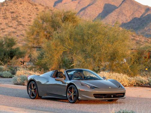 2014 Ferrari 458 Spider Base