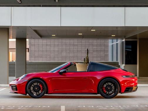 2023 Porsche 911 Targa 4 GTS