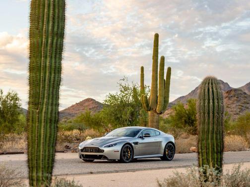 2017 Aston Martin V12 Vantage S Base